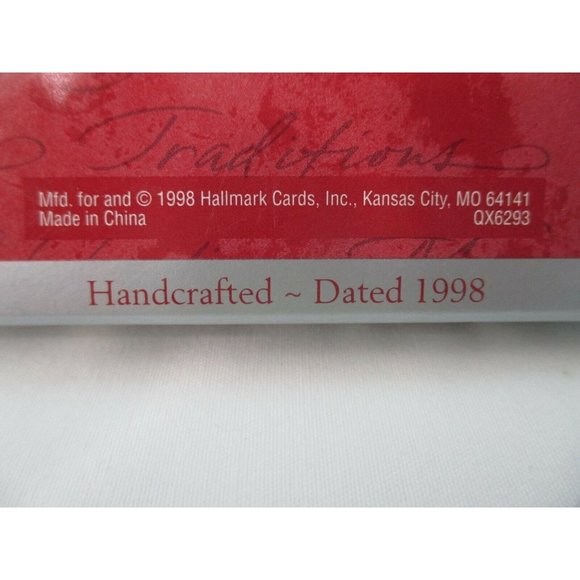 National Armed Services Salute 1998 Hallmark Keepsake Ornament New in Box - Picture 6 of 7